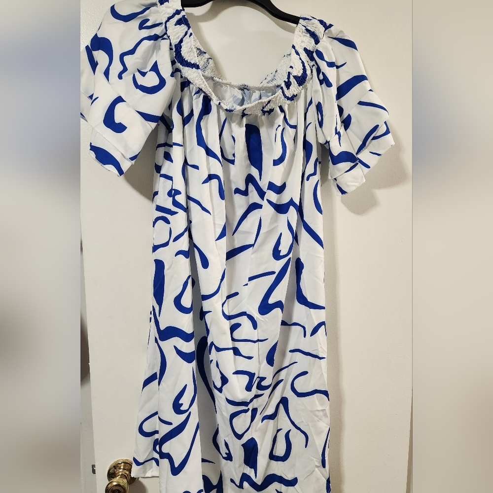 Beautiful drop shoulder dress